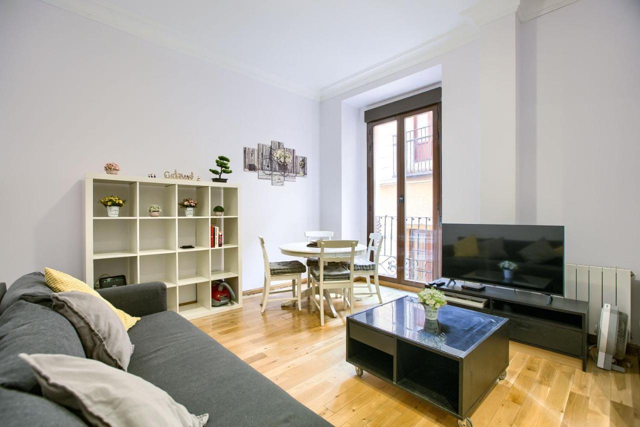 Apartamento En Centro Historico Мадрид Екстериор снимка