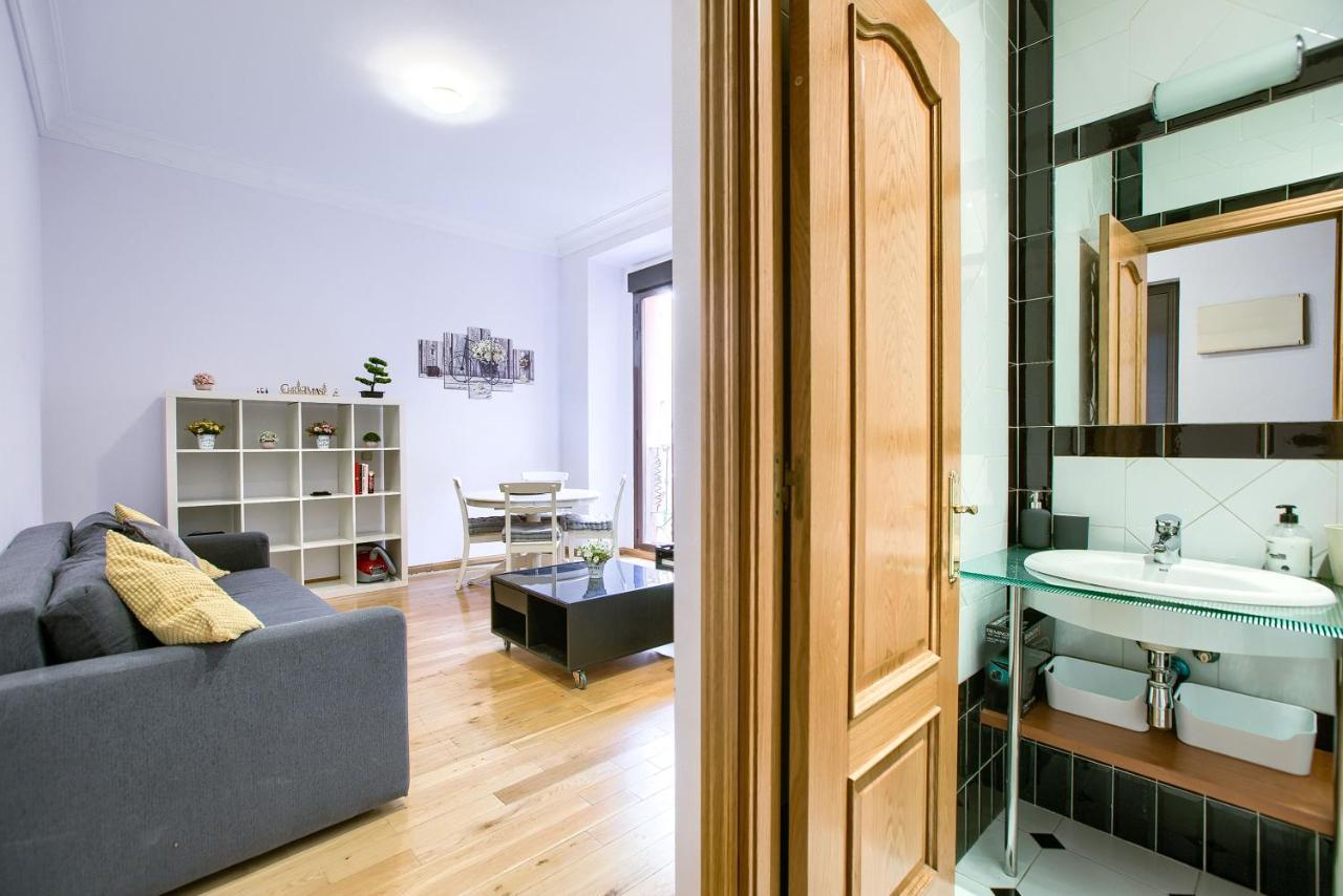 Apartamento En Centro Historico Мадрид Екстериор снимка