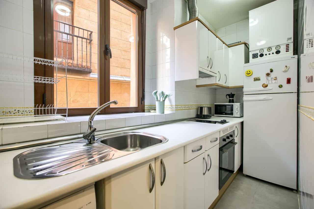 Apartamento En Centro Historico Мадрид Екстериор снимка
